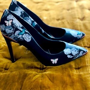TED baker Floral Heels
